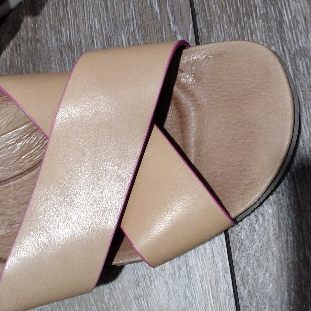 UGG womens light tan leather sandals with purple trim. Size 9 - Picture 2 of 14